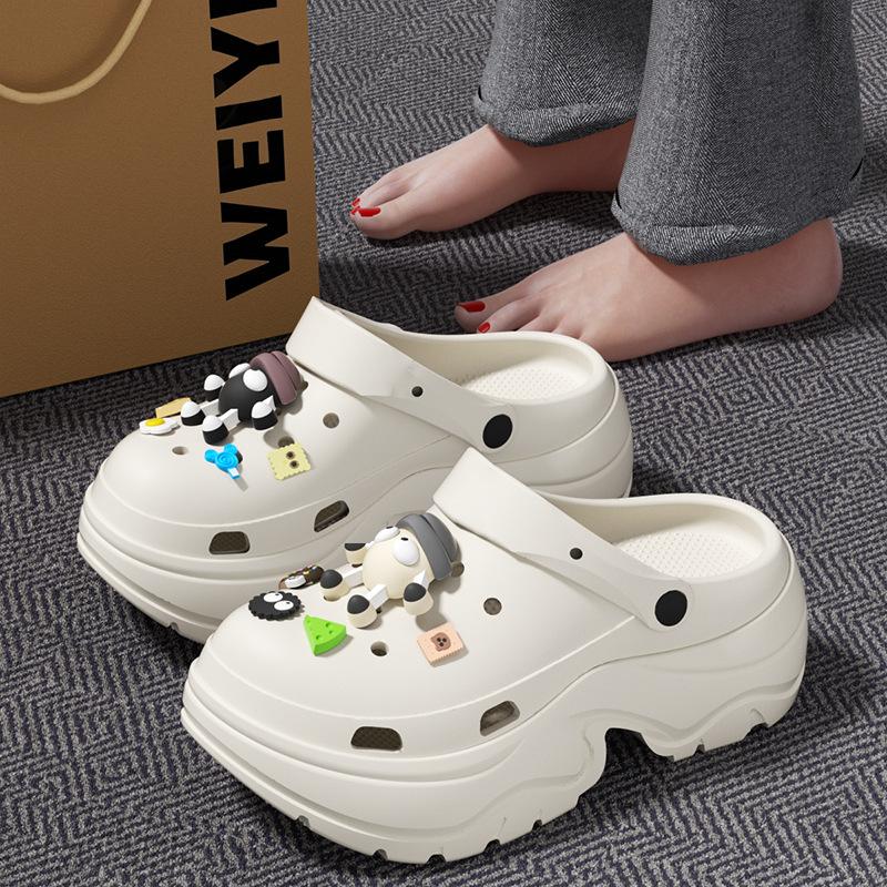7.0CM small man height-increasing thick-soled hole shoes summer beach slippers can be worn outside high-end cool slippers women's models