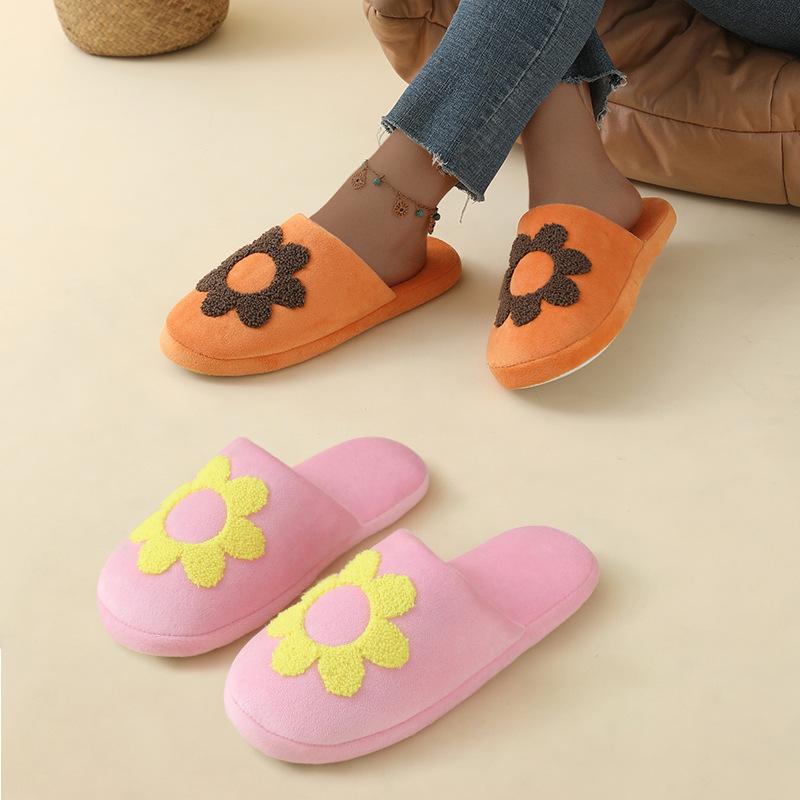 Fashion Flower Decor Indoor Bedroom Slippers Women Mute Soft Sole Non Slip House Slippers Woman Autumn Winter Comfortable Cotton Slides