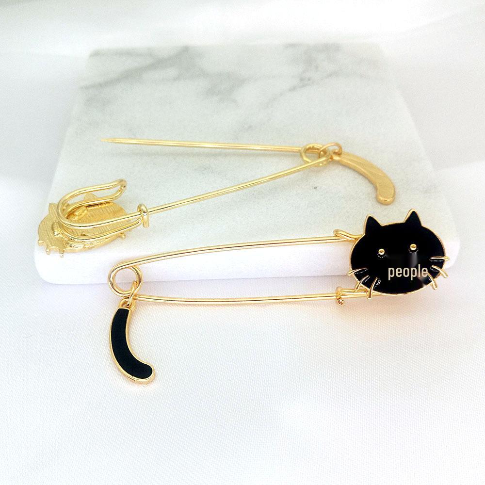 Kawaii Wiggling Tail Kitten Brooch Enamel Lapel Pin