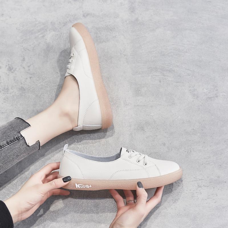 ZHR Women's 2023 Lightweight White Casual Flat Shoes - Trendy, Versatile, Jelly Bottom