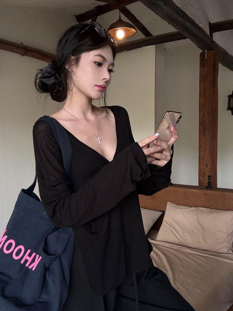 Tencel V-neck Ribbed Sheer Long Sleeve Loose Sun Protection Women's Top