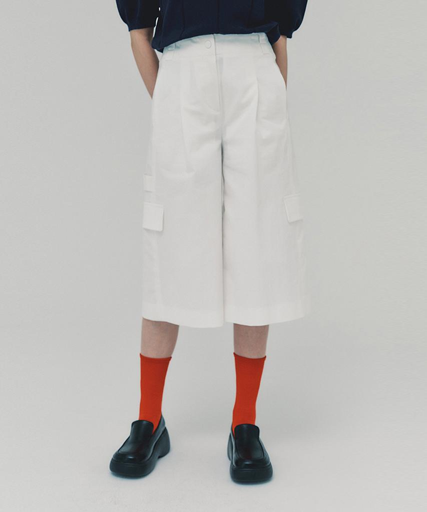 AHWE Cropped Cargo Pants_White