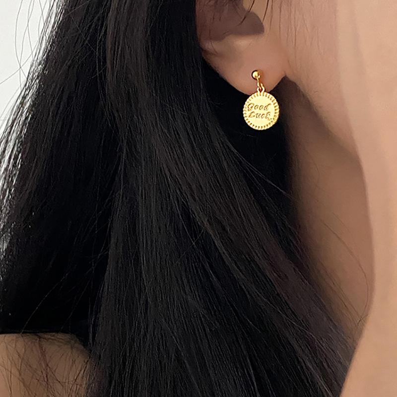 Trendy Fu s925 Sterling Silver Gold-Plated Dangle Earrings - Luxury & Versatile Design for Women