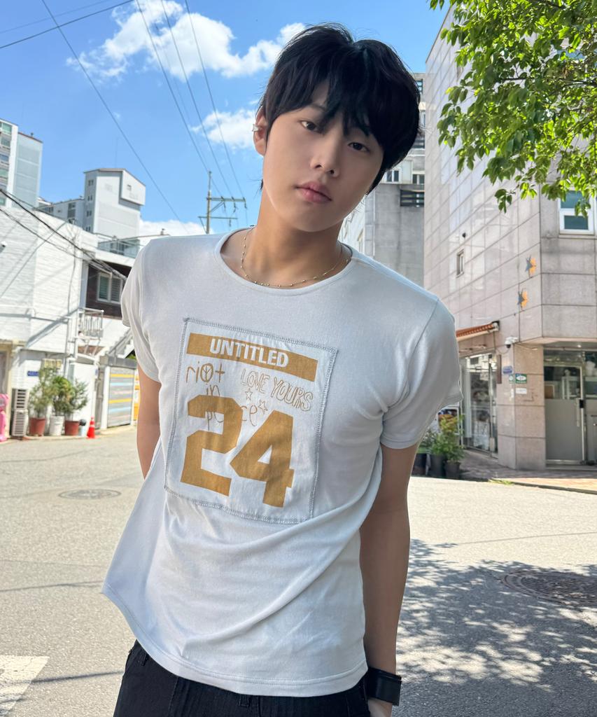 Eontaiteulseoul Untitle Number Patch Crop Short Sleeve Oatmeal