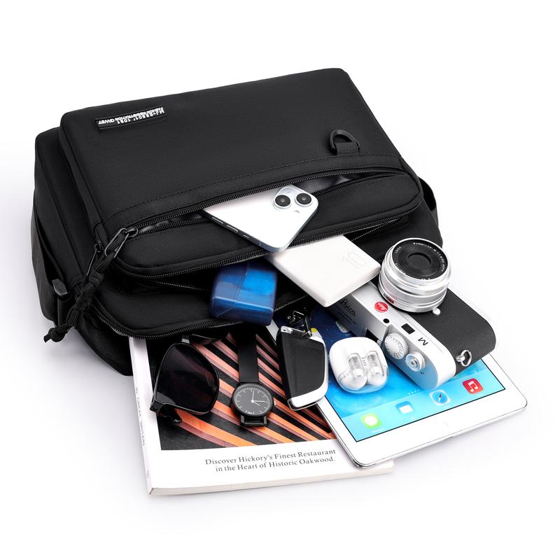 Lightweight Commuter Men's Bag Outdoor Crossbody Bag Large Capacity Business Office Shoulder Bag