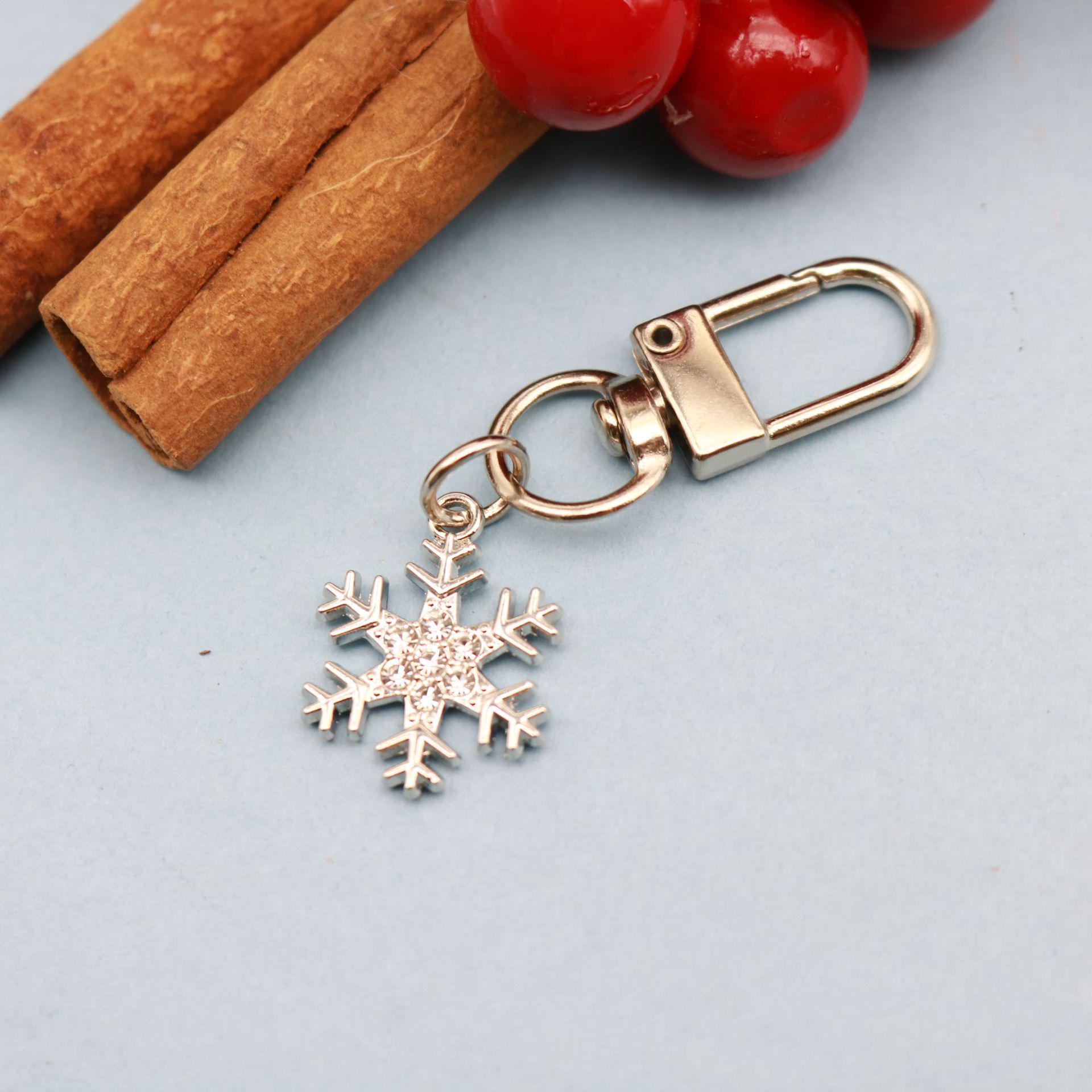 Hot Selling Rhinestone Snowflake Keychain Pendant
