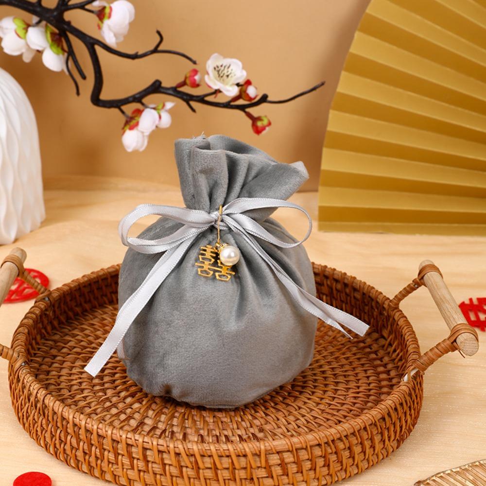 Traditional Drawstring Candy Bag Chinese Wedding Gift Bag Creative Flannel Gift Bag Party