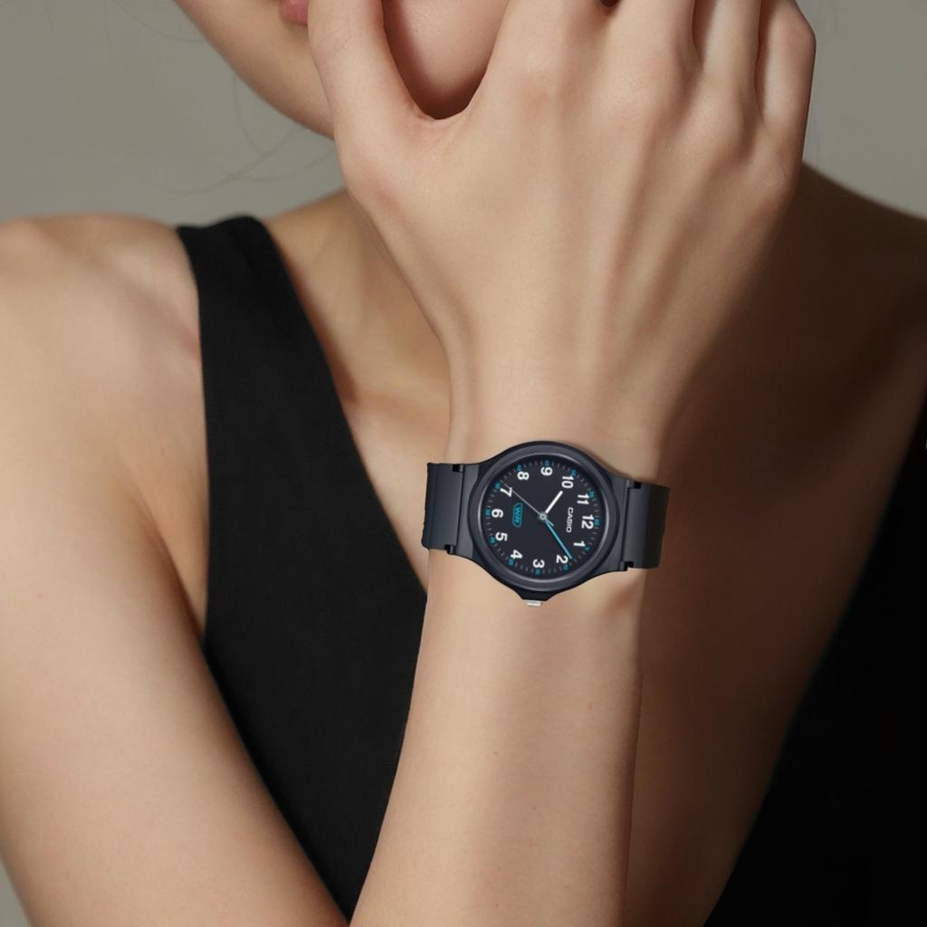 Casio Unisex Black Watch LQ-24B-1BDF LQ-24B-1BDF