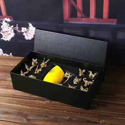 Shangqi Chinesisches Tierkreiszeichen Keramik Baijiu Geschenkset