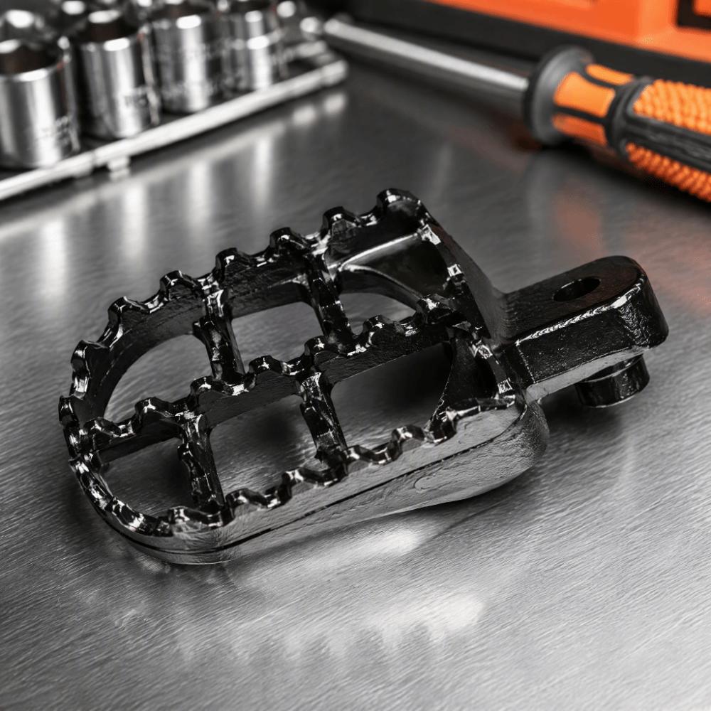 Spring Pin Hardware Dirt Bike Foot Pegs Aluminum Material Aluminum Foot Pegs For Pit Bike