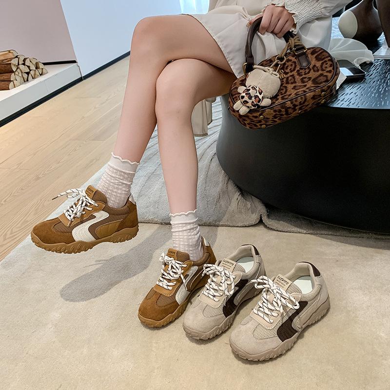 Inner height-increasing German training shoes women's retro and lightweight 2025 summer popular sports and leisure shoes soft-soled small 