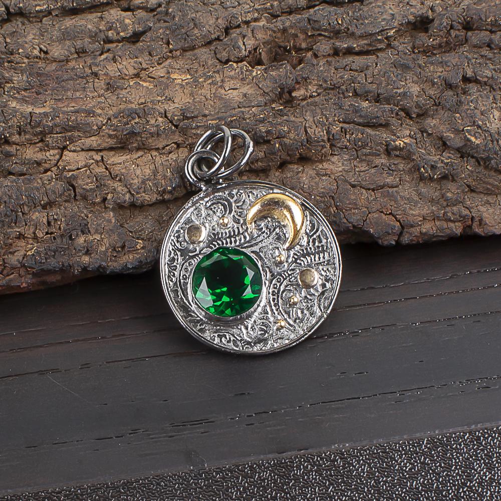 Green Emerald Gemstone Pendant Jewelry, Handmade Gorgeous Silver Pendant , 925 Sterling Silver Jewelry For Wedding Gift