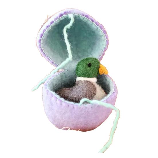 Easter Egg Ornament with Hidden Felt Animal Toy Handmade Lace-up Egg with Animal Inside Desktop Decoration Easter Holiday Party Favors