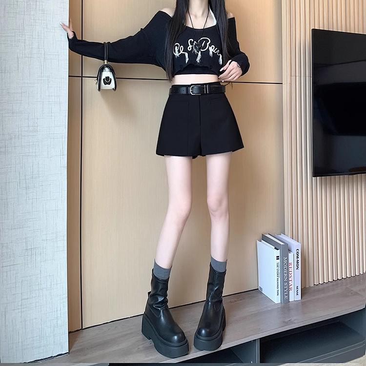 Spring Plus Size A-Line Black High Waist Shorts for Women - Petite, Loose Fit, Wide-Leg, Slimming Suit Style