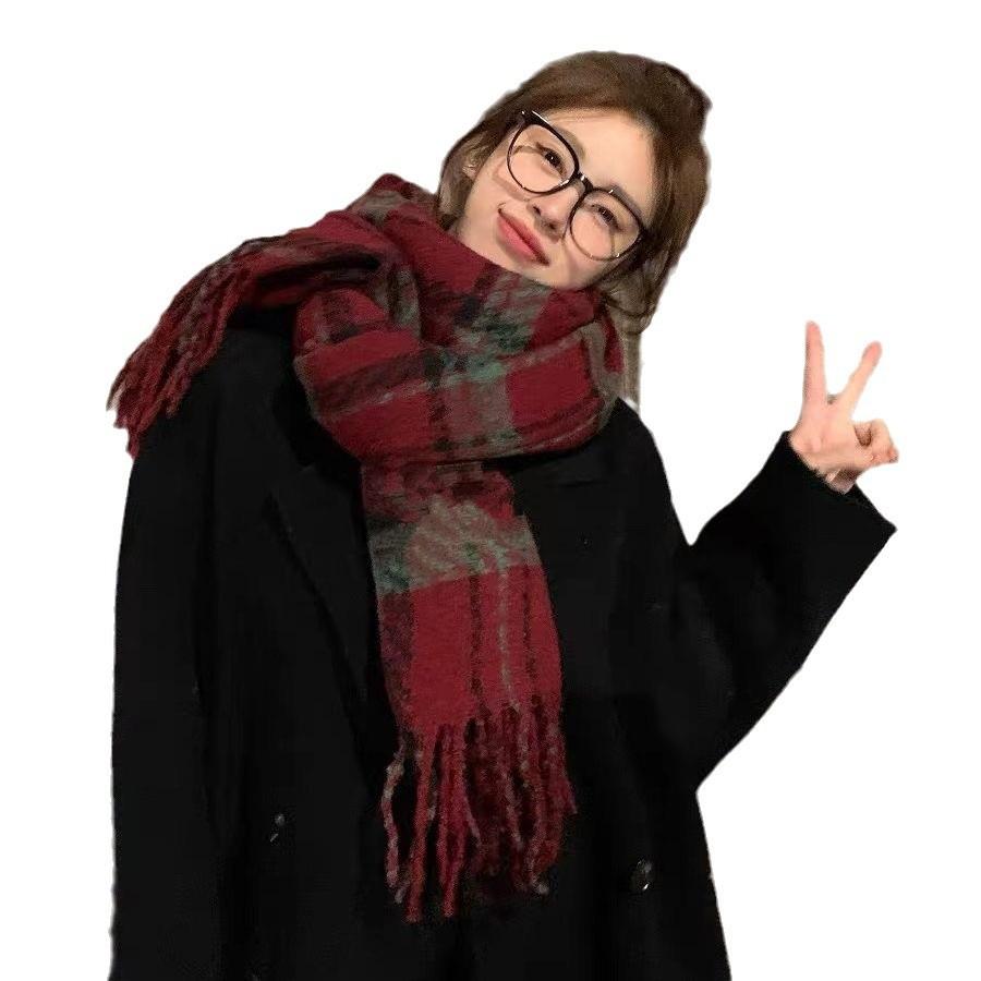 Autumn and winter Korean scarf female Internet celebrity new plaid tassel versatile retro thickened warm student scarf shawl tide