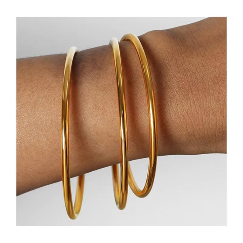 18K Gold Plated Stainless Steel Waterproof Minimalist Bangle Bracelet Hypoallergenic Cuff Jewelry Set