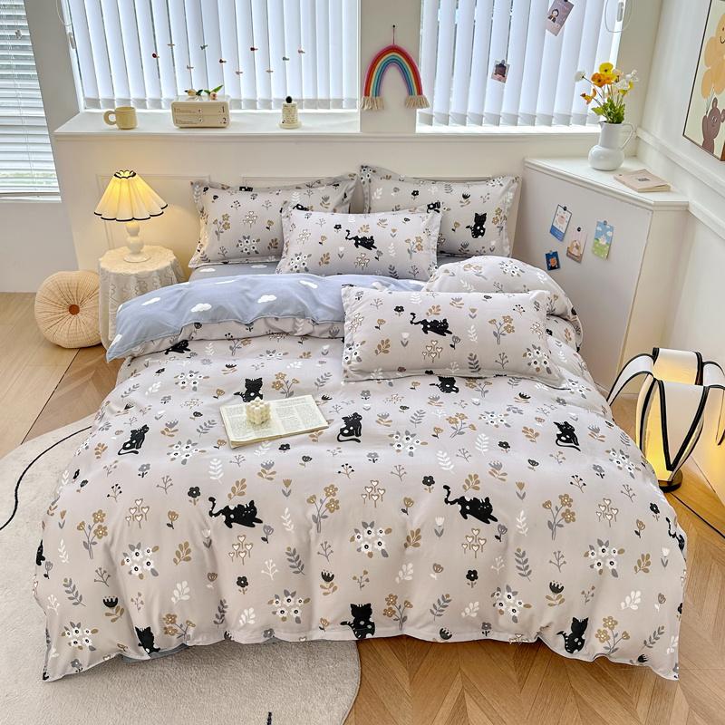 Cartoon Black Cat Duvet Cover SetKitten Bedding Set 4Pcs Quilt Cover 1 Flat Sheet And 2 Pillow ShamsPolyester Comforter Cover