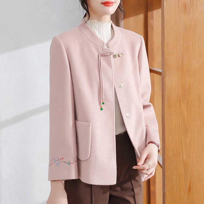 

Женское пальто из смесовой шерсти с вышивкой 3XL