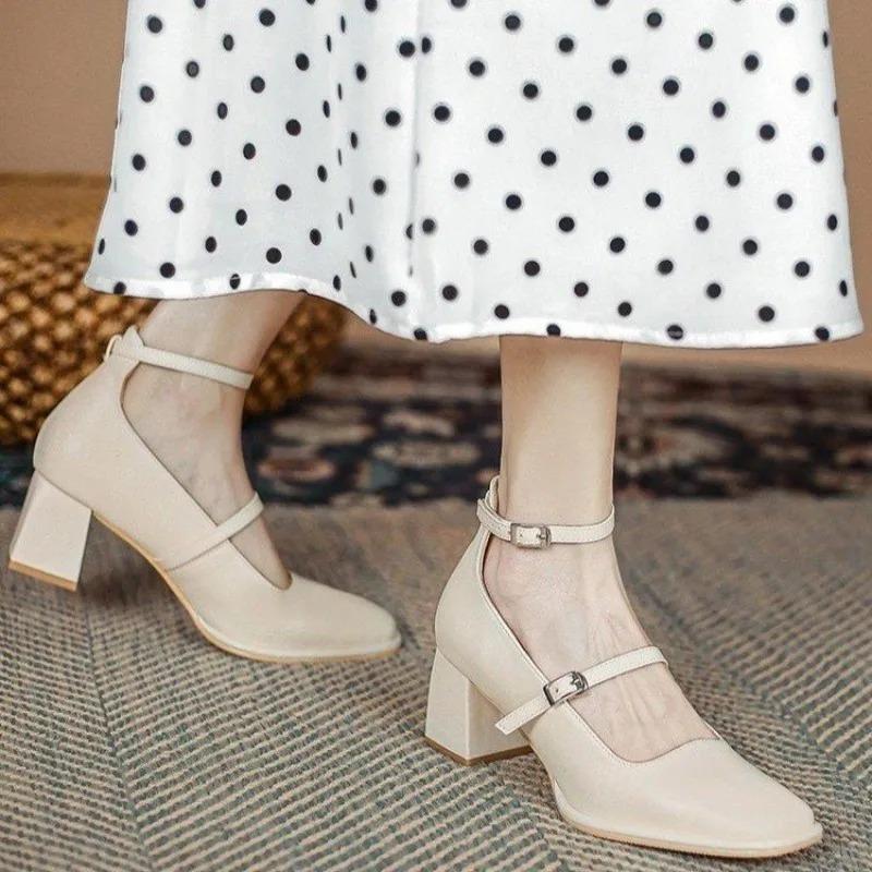 Fashion Comemore 2025 Wiosna Kobiety Wysokie Obcasy Klamra Retro Gruby Obcas Lakierowane Skórzane Buty Czółenka Mary Jane Buty Damskie Sandały na Obcasie