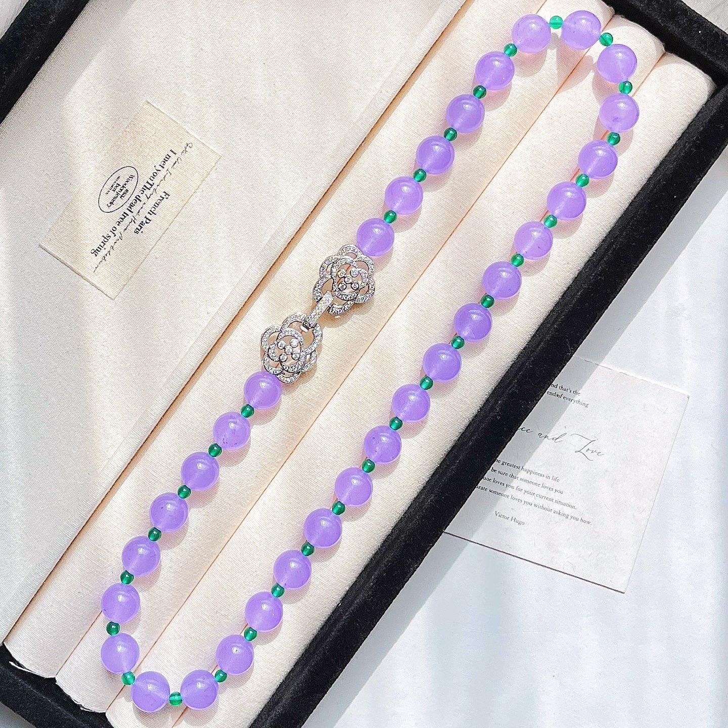 

Vintage Natural Chalcedony Imitation Jadeite Violet Quartz Rock Design Sense Collarbone Chain Necklace, Guarantee