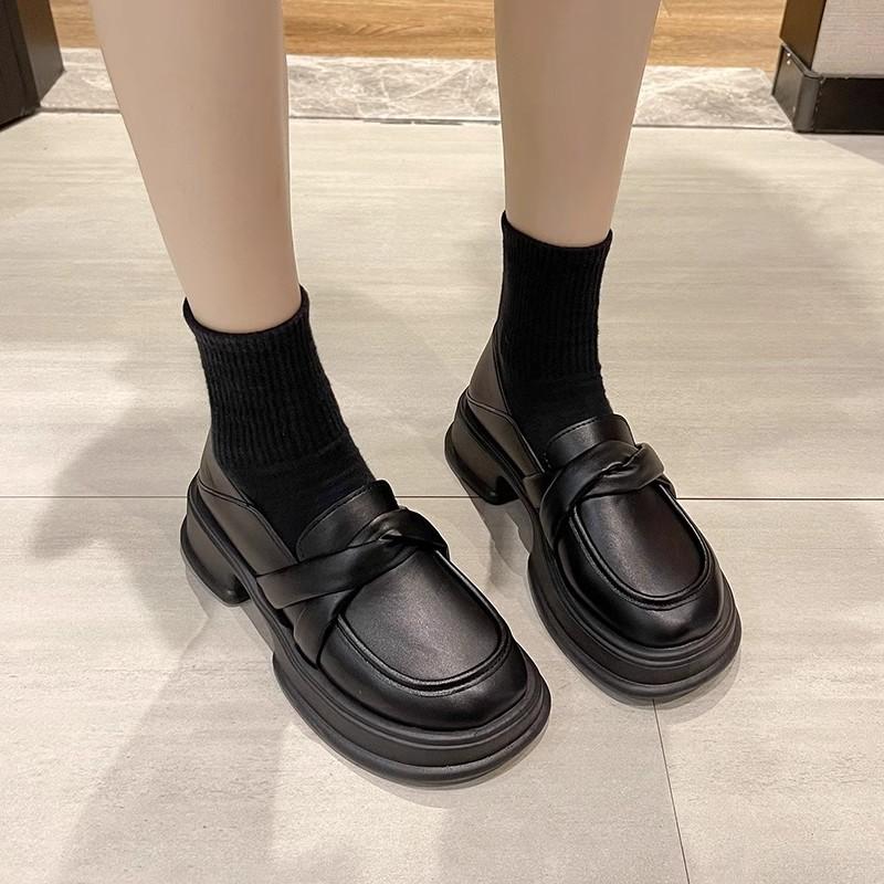 

Дизайнерские туфли-лоферы с нишевым бантом на маленькой платформе женские 2025 весна-лето новые британские туфли из кожи женские 35 чёрный