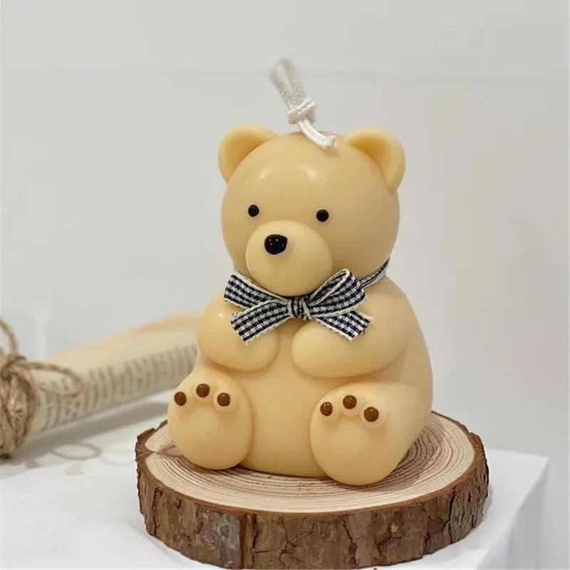 1 Pcs Cute Bear Silicone Candle Mold 3D Sit Stand Pet Bear Crafts Plaster Resin Cement Mold Handmade Animal Soap Making Tools