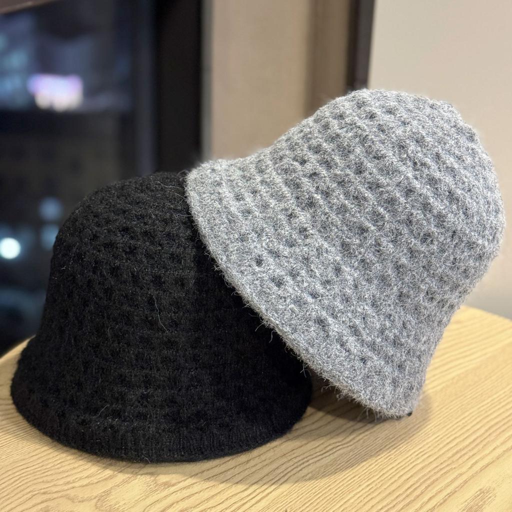 New Autumn and Winter Warm Knitted Fisherman Hat for Women Japanese Style Simple and Fashionable Face Showing Small Travel Casual Bucket Hat