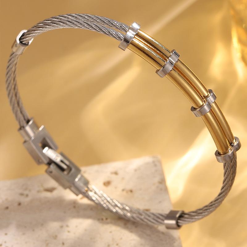 Korean Style Push Open Twist Street Style Adjustable Bracelet for Couples One Size(16-22CM)