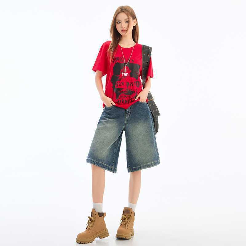 Shorts in Denim Lavato Retrò da Donna, Stile Estate 2025, Vestibilità Larga, Snellente, alla Moda, Lunghezza Media.