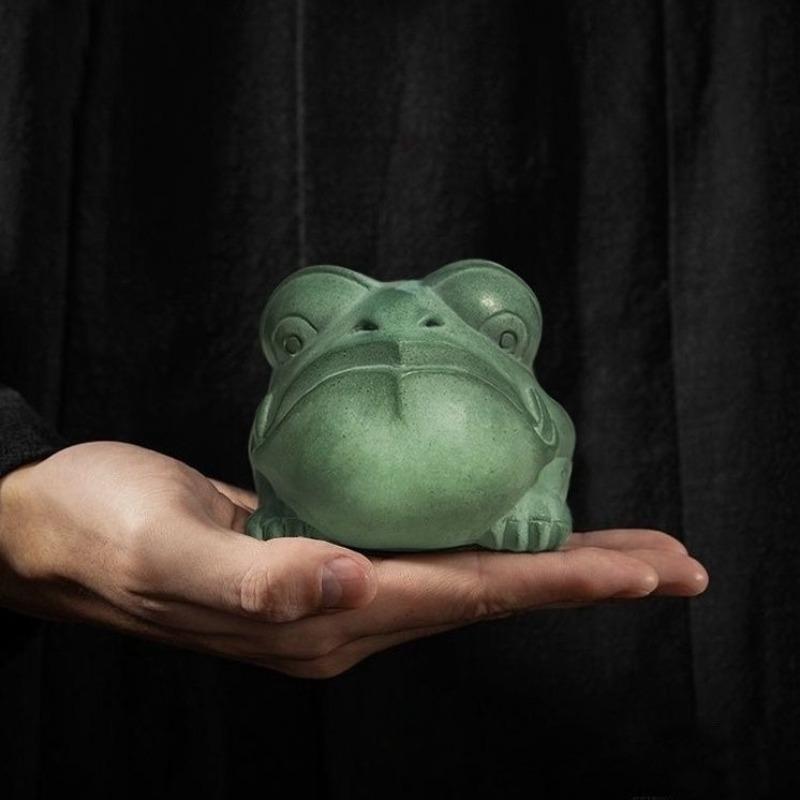 Golden Toad Sand Stone Ornament,Three-legged Attracts Rich Tea Pets, Living Room Office Home Decoration Store Opening Gifts