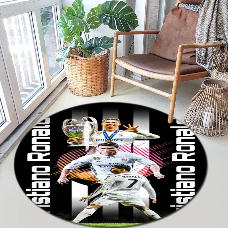 Former FC Barcelona player Cristiano Ronaldo plays for Al-Nassr FC round rug Home Soft Decorative Anti slip Table and Chair Carpet H18