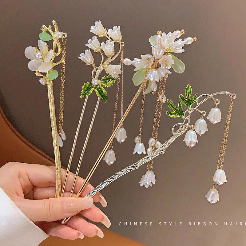 

Elegant Tassel Hairpin: Ancient Style Updo Accessory for Women s Daily Hanfu & Qipao Hairstyles