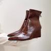 Popular women's boots Internet celebrity short boots Martin boots foreign small slope with trendy temperament pointed