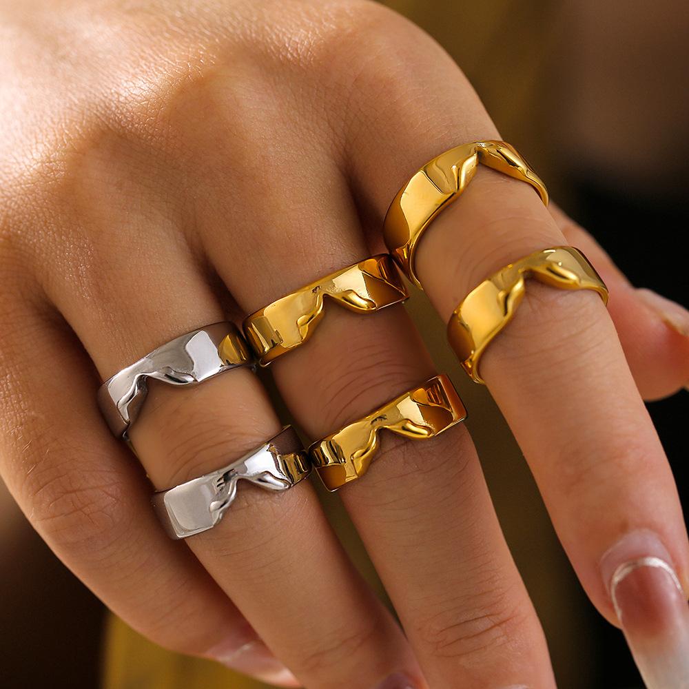 Wind Irregular Dent Ring Cold Wind Titanium Steel 18K Gold Plated Simple Couple Ring