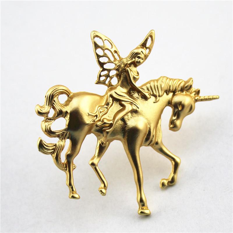 Creative Baroque Angel Pony Horse Brooch Pin Badge Clothing Suit Corsage Women High-End Brooch Jewelry Accessories Gift
