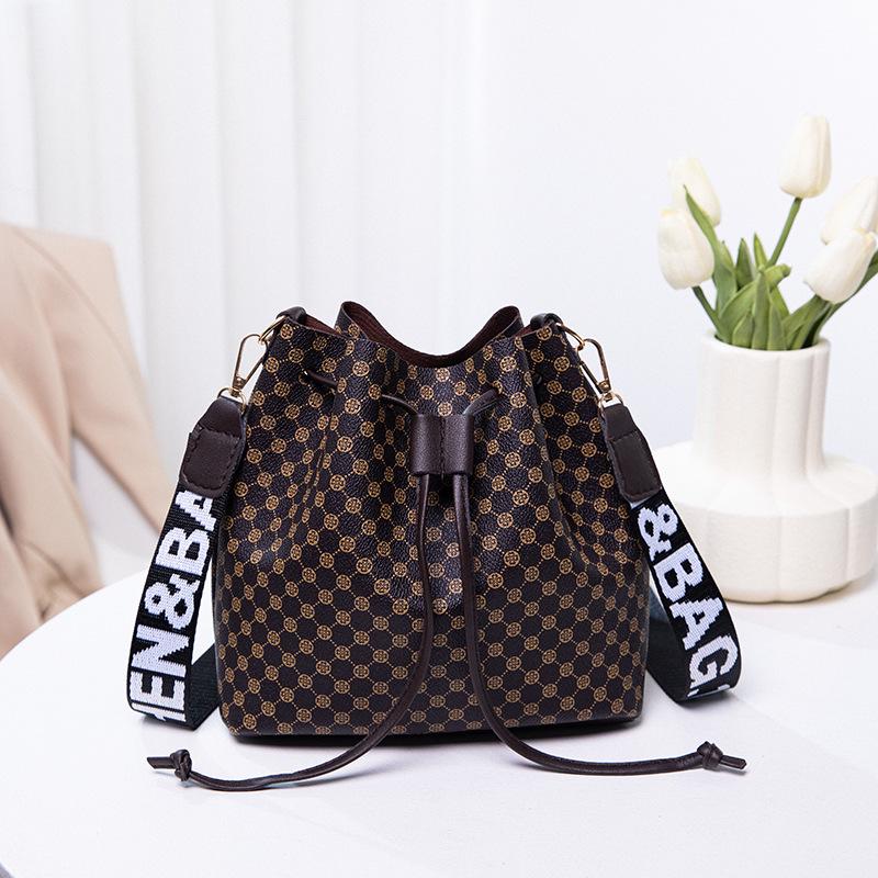 2023 Trendy Large-Capacity Drawstring Bucket Bag - Fashionable Crossbody/Shoulder Bag for Women