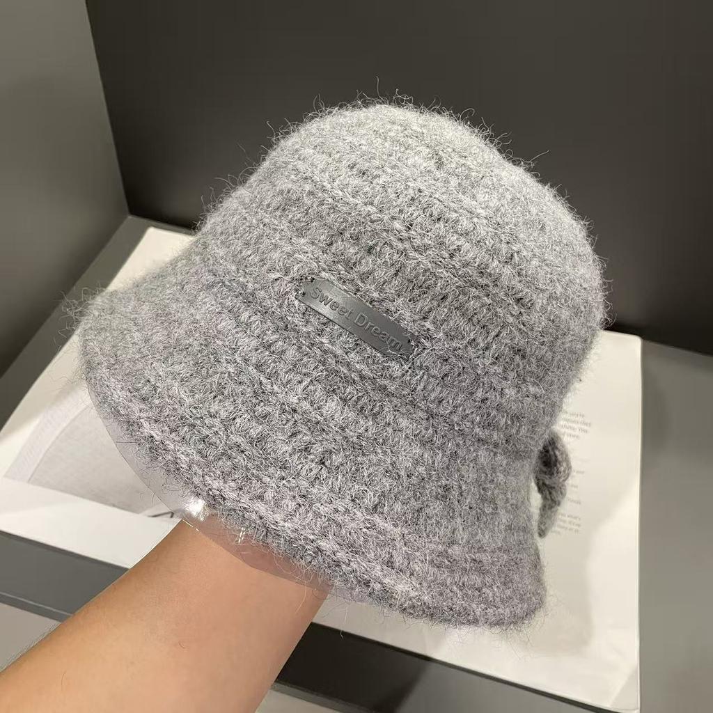 Gestrickter Fischerhut für Damen im Herbst und Winter Koreanische Version Einfacher vielseitiger Bucket Hat, der das Gesicht klein zeigt, Warmer Beckenhut