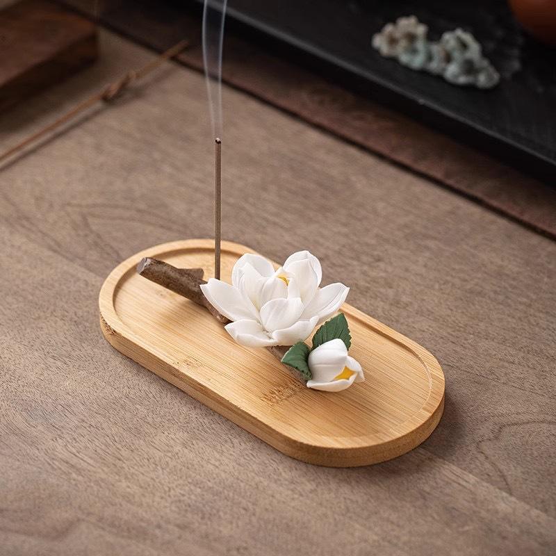 Ceramics Pear Blossoms Incense Holder Chinese Style White Flower Shape Incense Stick Stand For Home Desktop Decor
