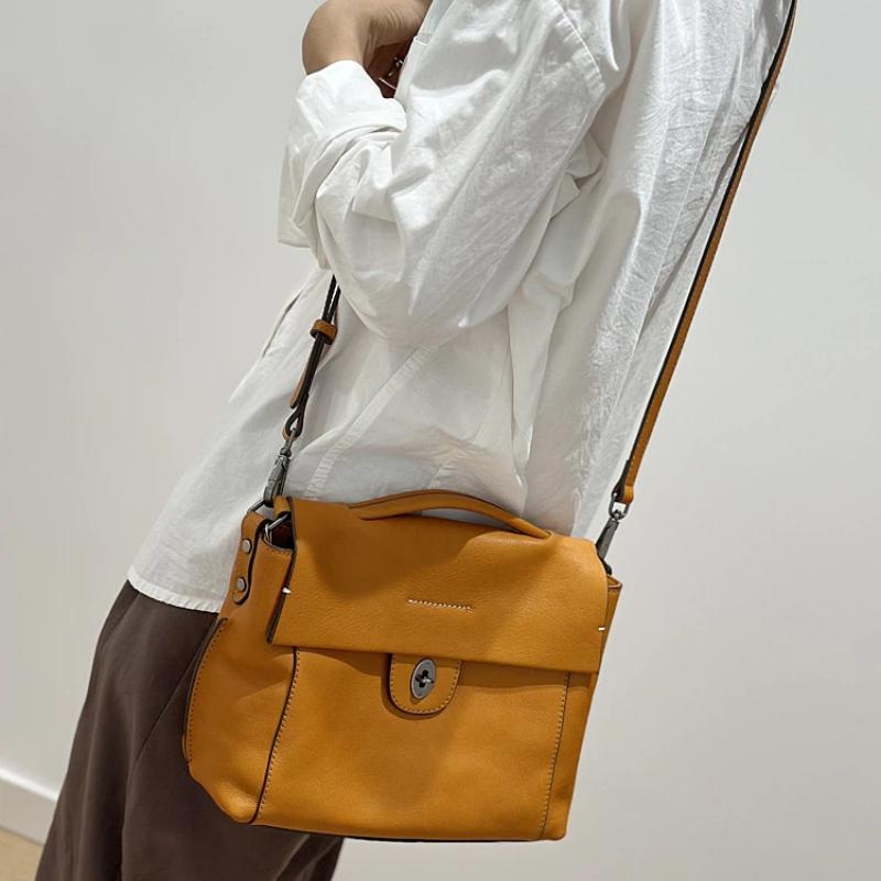 Designer Brand 2026 Autumn/Winter Handmade Original First Layer Cowhide Women's Single Shoulder Crossbody Bag Leather Messenger Bag