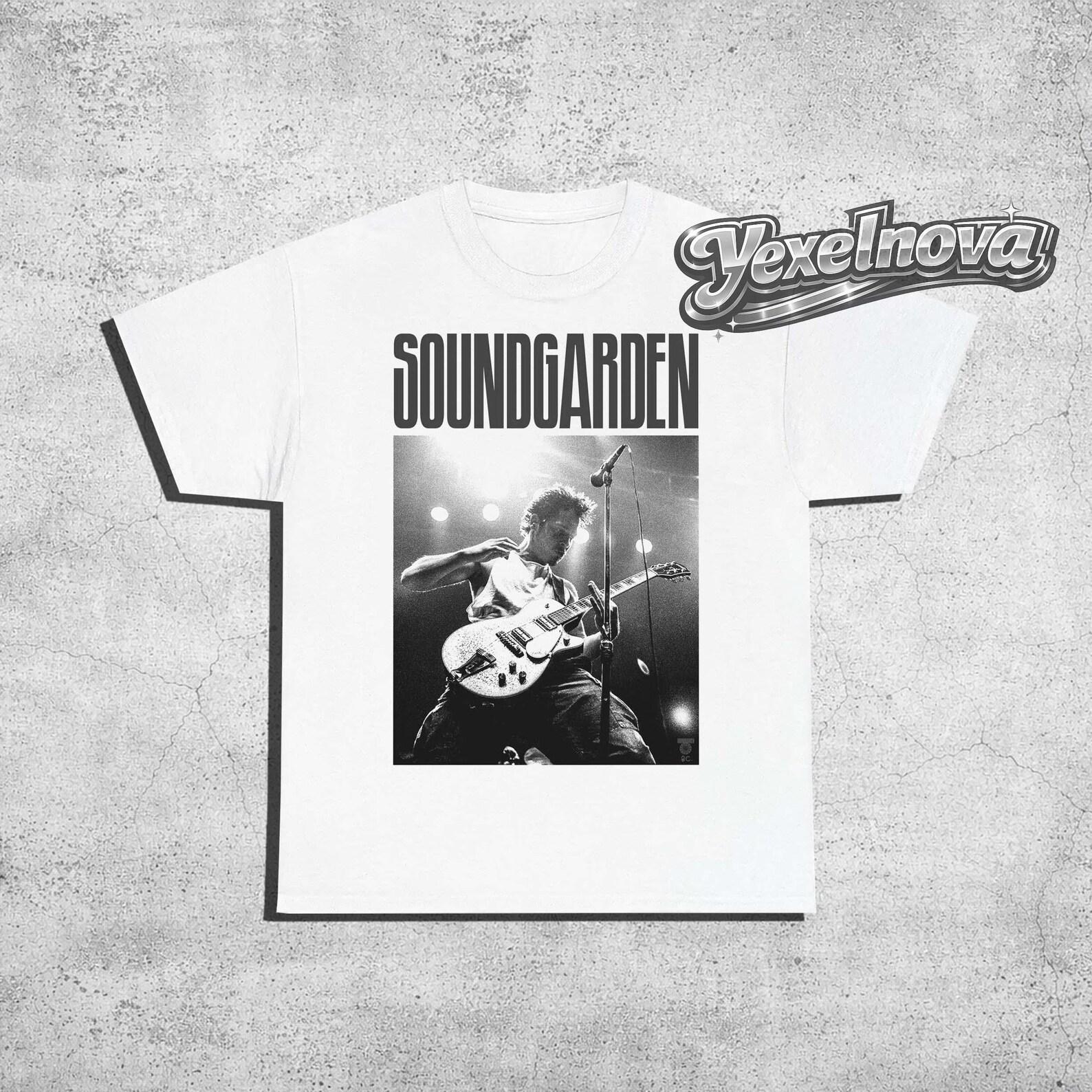 Soundgarden Badmotorfinger T-Shirt – Black Hole Sun Rock Music Tee S