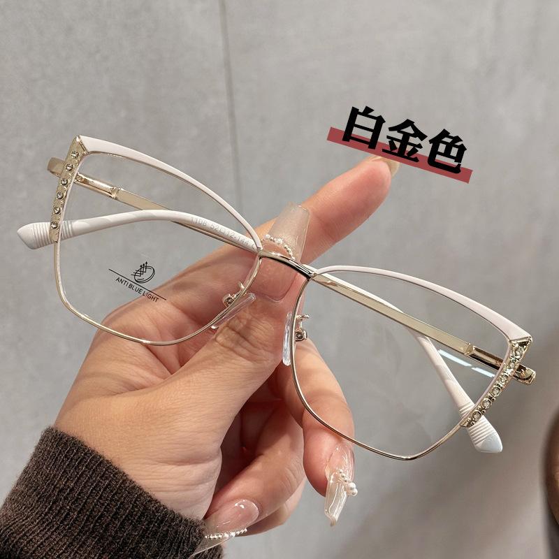 Очки новейшего стиля для женщин с украшением из страз, форма «кошачий глаз», компьютерные очки, женские, синие, легкие, блокирующие, женские очки