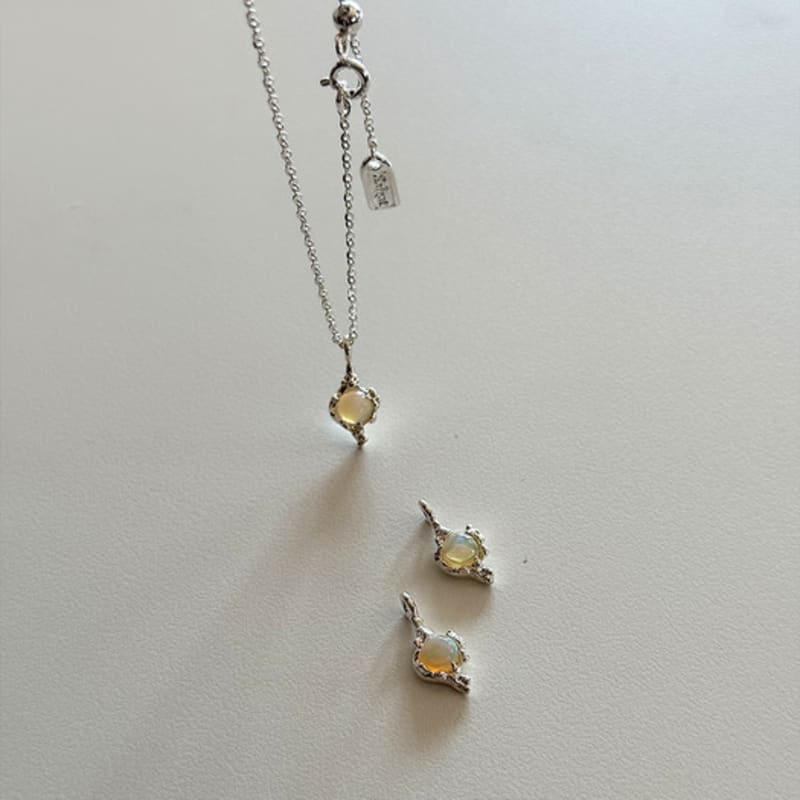 Salgat Opal Necklace