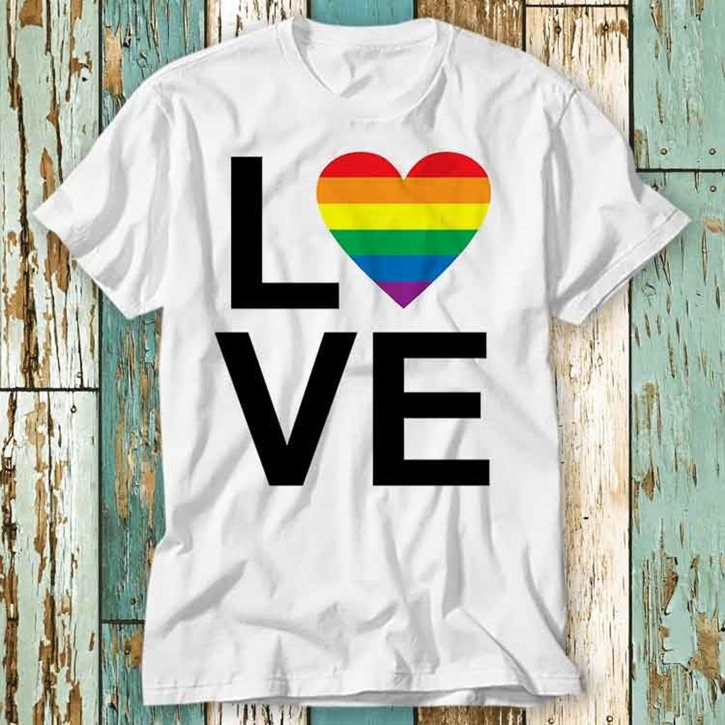 Love Rainbow Heart Gay Proud LGBT Q+ T-Shirt Top Design Unisex Ladies Mens Tee Retro Fashion Vintage Shirt S908