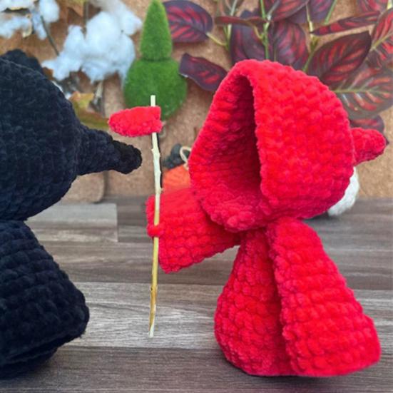 Crocheted Grim Reaper Handmade Reaper Doll Witchy Ghost Crochet Doll Bag Charm Tabletop Decoration Gift for Halloween Lovers
