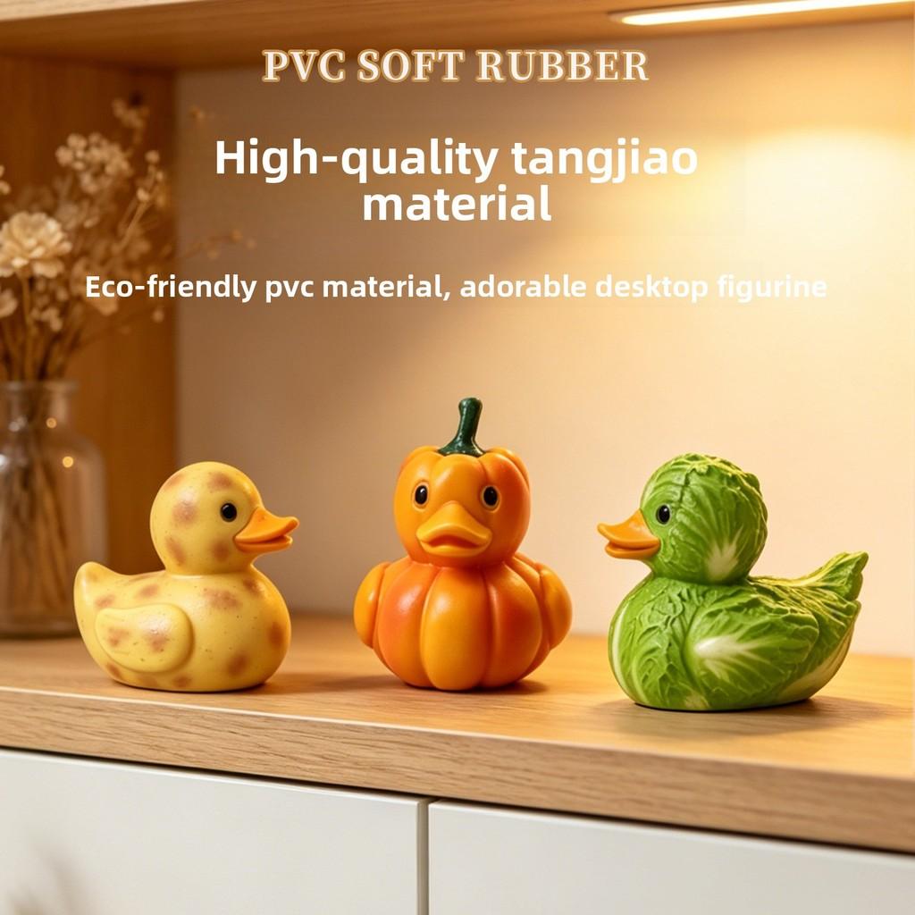 Figurina di Anatra con Frutta e Verdura Cartone Animato PVC Decorazione Creativa per Scrivania per Regalo e Collezione