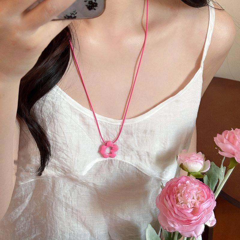Flower Charm Necklace Hollow Flower Pendant Necklace With Adjustable Knot Resin Material Perfect For Wedding Dropship