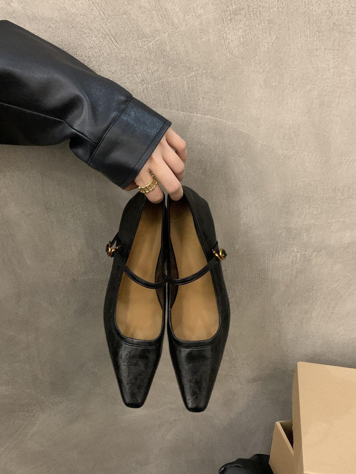 

Французские толстые вечерние туфли на толстом каблуке, женские туфли для отдыха на природе 2024 года, новые осенне-зимние универсальные туфли Мэри Джейн с неглубоким носком 39 чёрный