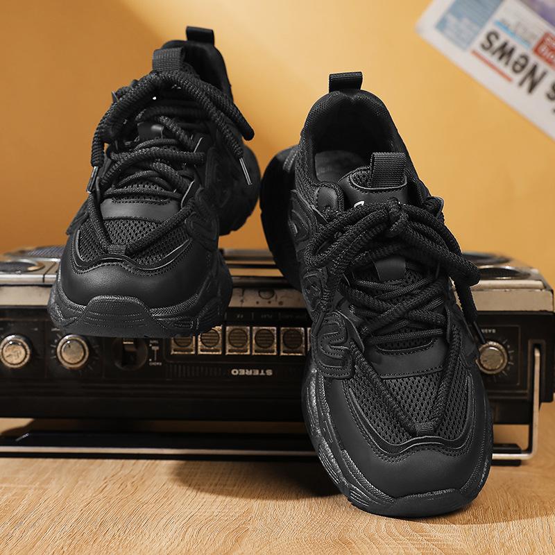 Black dad shoes men's autumn new casual sports shoes low-top thick-soled heightening men's shoes simple solid color