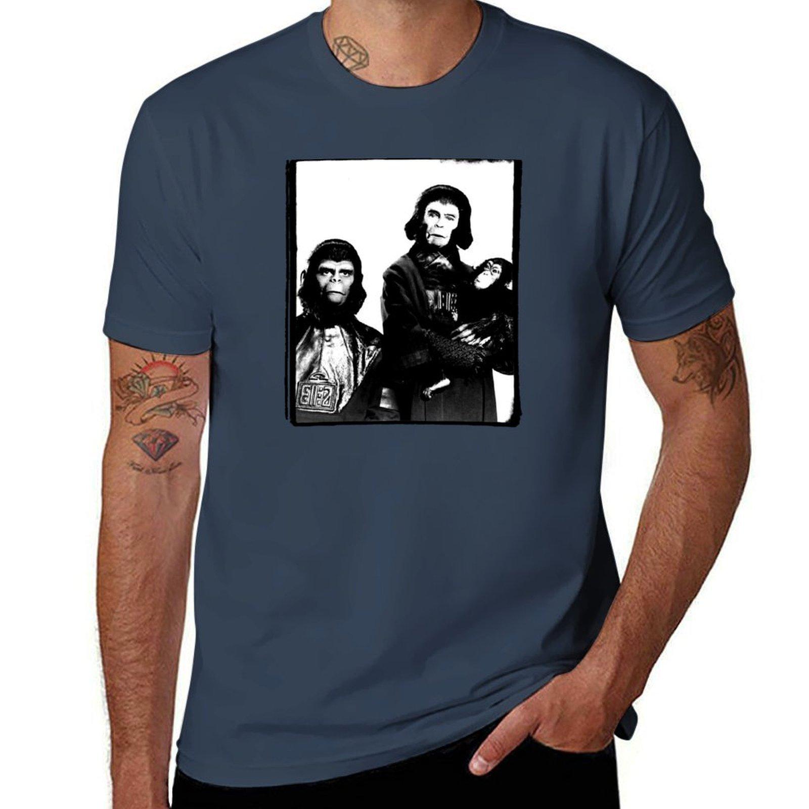 Planet of the Apes Family Portarit TShirt Outdoor Work Short Sleeve Top S
