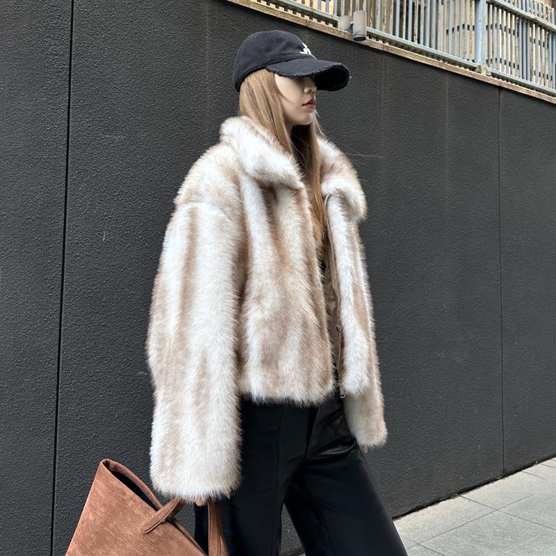 High-end imitation fox fur jacket women's autumn and winter new short Mao Mao warm temperament top